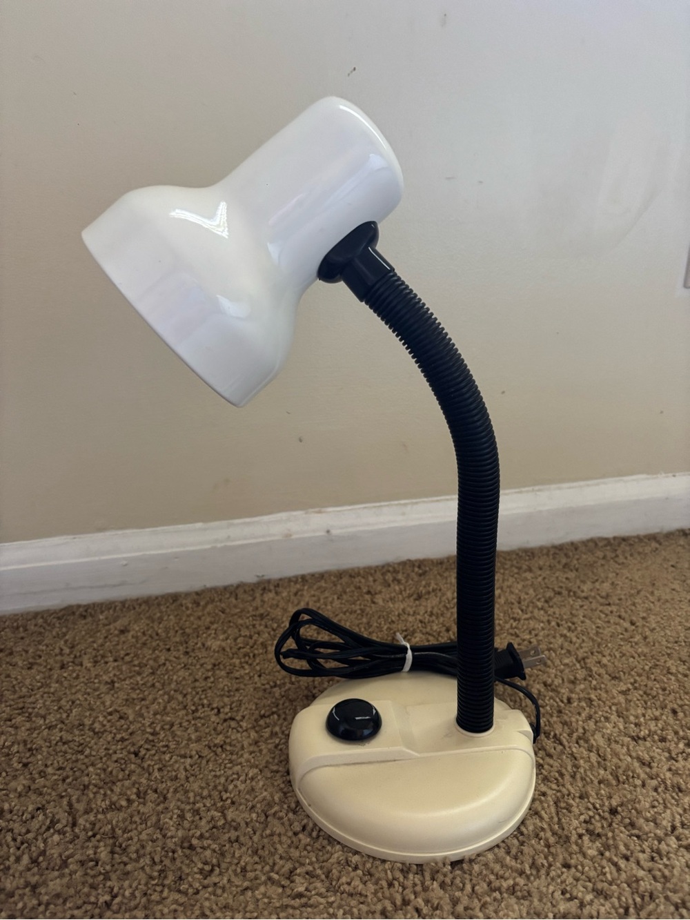 Flexible Desk Lamp in White and Black